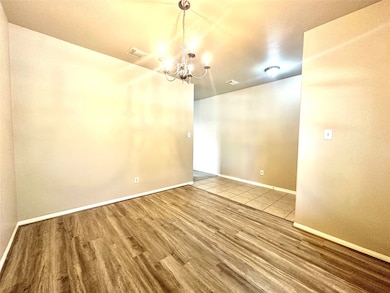 71 W Spindle Tree Cir, Spring, TX 77382 - photo 4