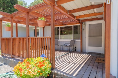 4500 Azalea Dr, Grants Pass, OR 97526 - photo 3