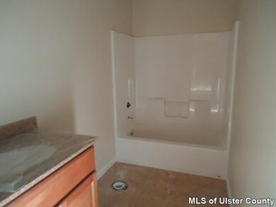 252 Plattekill Rd, Marlboro, NY 12542 - photo 7