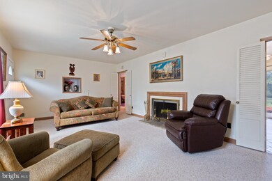 1304 Van Buren Dr, Fort Washington, MD 20744 - photo 3