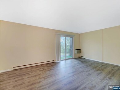 850 Bloomfield Ave unit A3, Montclair, NJ 07042 - photo 6
