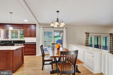 277 Pine View Ln, York, PA 17403 - photo 6