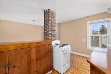 14 Brinley St unit 3, Newport, RI 02840 - photo 6