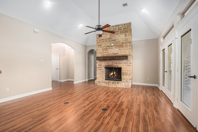 14010 Patricia Ln unit CR377, Alvin, TX 77511 - photo 7