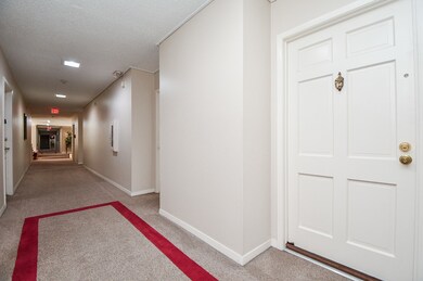 2700 Bellefontaine St unit A6, Houston, TX 77025 - photo 2
