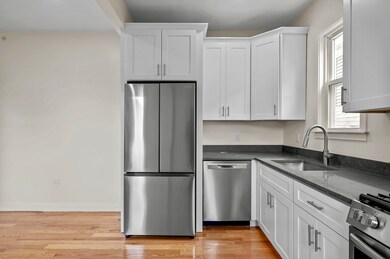 25 Brinsley St unit 3, Dorchester, MA 02121 - photo 4