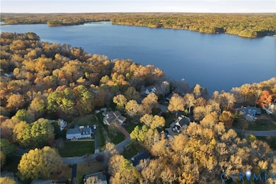 13805 Beechwood Point Cir, Midlothian, VA 23112 - photo 5