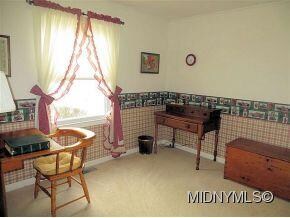 3rd Bedroom or Den-Dbl Closet