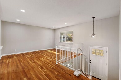 10-web-or-mls-2023-11-7 3024 E Hudson St