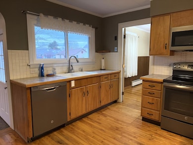 7 Vermont St, Sanford, ME 04073 - photo 6