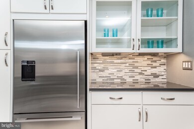 1661 Parkcrest Cir unit 300, Reston, VA 20190 - photo 7