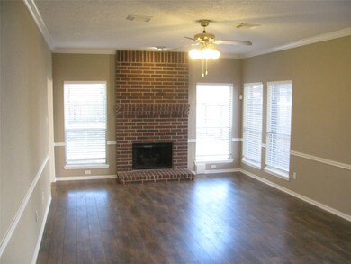 1405 Frontier Ln, Friendswood, TX 77546 - photo 6