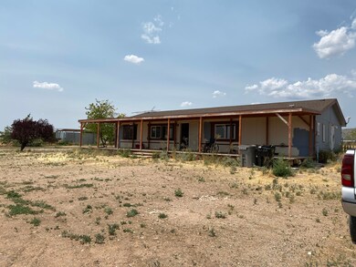 200 W Eleanor Rd, Paulden, AZ 86334 - photo 2