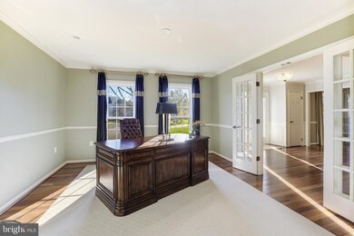 13304 Scotsmore Way, Herndon, VA 20171 - photo 6