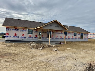 571 Middle Creek Way, Berea, KY 40403 - photo 2