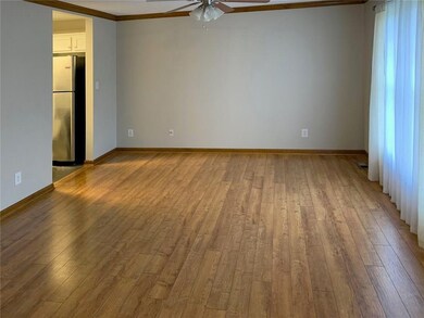 2924 Victory Dr unit 3, Columbus, IN 47203 - photo 3