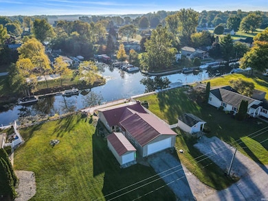 11900 N Rumpelstiltzkin Dr, Cromwell, IN 46732 - photo 3