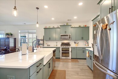 598 Yellow Leaf Ln, Summerville, SC 29486 - photo 4