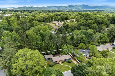 14 Deanwood Cir, Asheville, NC 28803 - photo 2