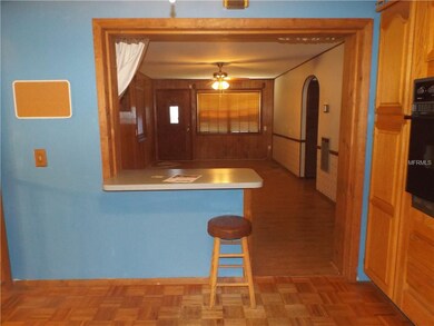 Kitchen bar