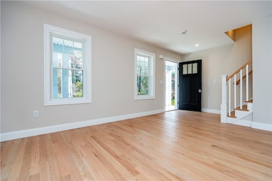 1810 Kingstown Rd, South Kingstown, RI 02879 - photo 7