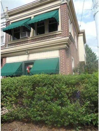 120 S Brown St, Gloucester City, NJ 08030 - photo 2