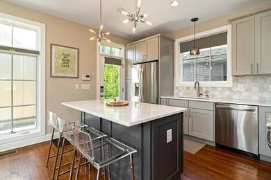 Eat-In Kitchen