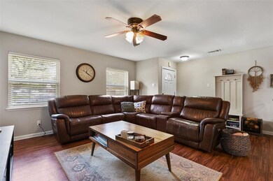 6024 Maple Ln, Rowlett, TX 75089 - photo 4