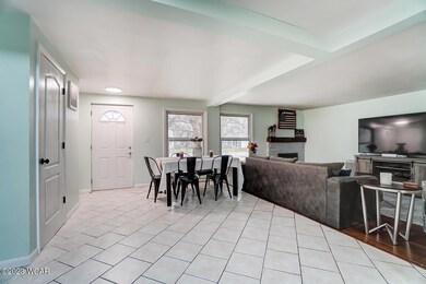 511 S Rauthland Ave, Wapakoneta, OH 45895 - photo 4