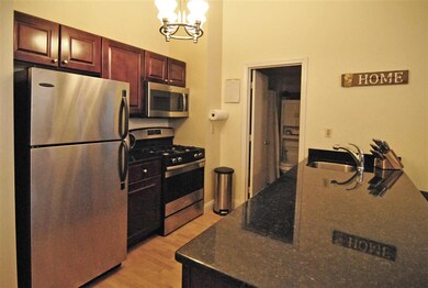 Emerson Mills unit M4, Pembroke, NH 03275 - photo 6