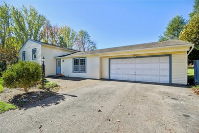 713 Wayneport Rd, MacEdon, NY 14502 - photo 2