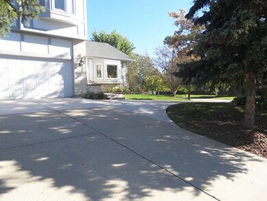 228 Cortez Ct, Naperville, IL 60563 - photo 5