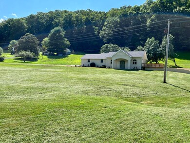 2426DAA4-2E8E-4FC0-8226-E52D83CD81F8