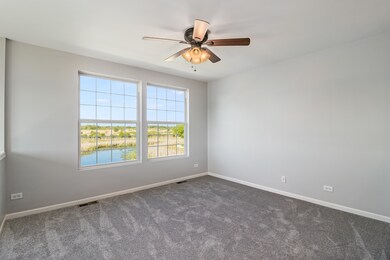 1085 Crane Point, Elgin, IL 60124 - photo 4