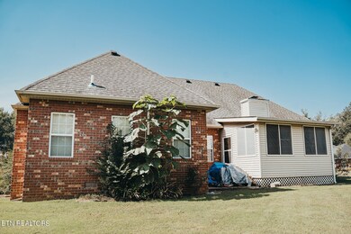 105 N Steeplechase Dr, McMinnville, TN 37110 - photo 3