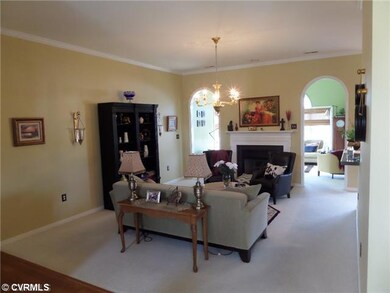 Den/Family/Great Room - Expansive great room featu