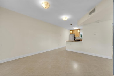 410 SW 15th St unit 103, Pompano Beach, FL 33060 - photo 4