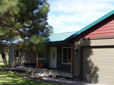 53925 Pine Grove Rd, La Pine, OR 97739 - photo 7