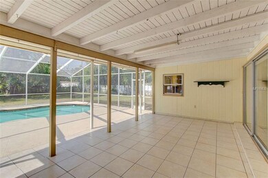 Pool lanai