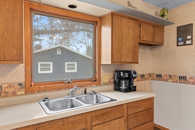 30 Garnet Ln, Madison, WI 53714 - photo 7