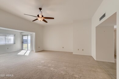 10201 W Highwood Ln, Sun City, AZ 85373 - photo 5