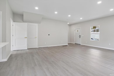 110 S 33rd St, South Bend, IN 46615 - photo 6