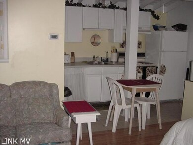 8 Circuit Avenue Extension unit 4, Oak Bluffs, MA 02557 - photo 5