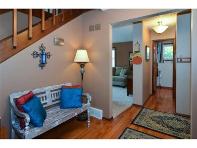 Entry/Foyer.