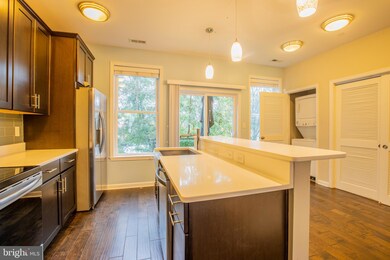 422 Woodcrest Dr SE unit 422B, Washington, DC 20032 - photo 6