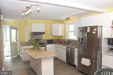 469 Harper Ave, Drexel Hill, PA 19026 - photo 7