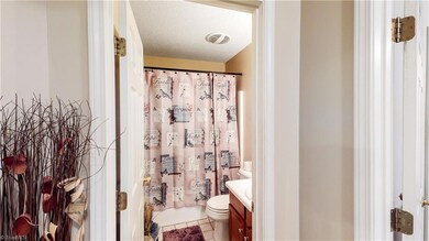 319 Hubbard St, Reidsville, NC 27320 - photo 7