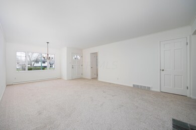 Living room/Dining Room