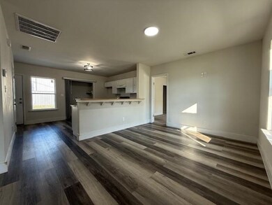 3617 Thomas Dr, Houma, LA 70363 - photo 2