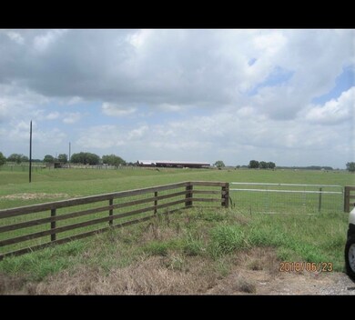8627 Jeske Rd, Needville, TX 77461 - photo 4